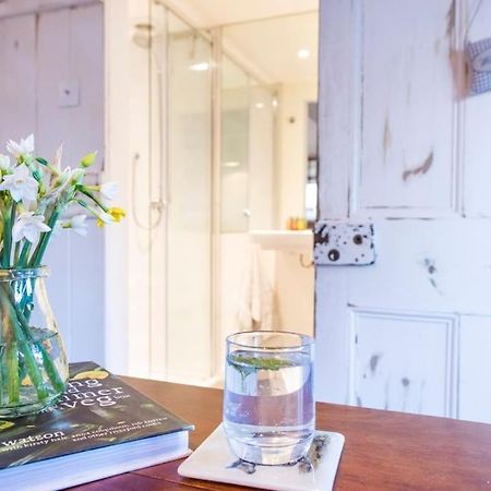 Luxury Self-Contained Cottage For Two With Hot Tub Staverton  Dış mekan fotoğraf