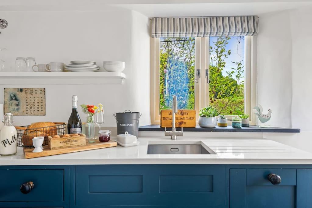 Luxury Self-Contained Cottage For Two With Hot Tub Staverton  Dış mekan fotoğraf