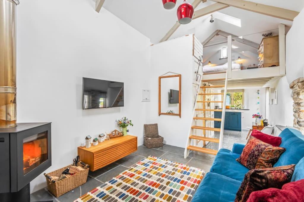 Luxury Self-Contained Cottage For Two With Hot Tub Staverton  Dış mekan fotoğraf